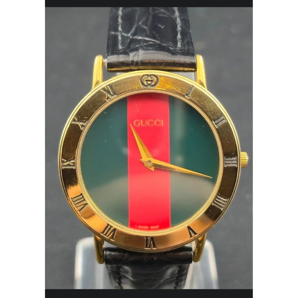 Vintage 3000.2.M Gucci Watch Gold Plated Green Red Sherry Line Dial Roman Bezel